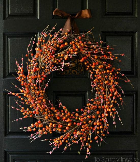 easy-diy-fall-wreath22 diy grapevine wreath with berries