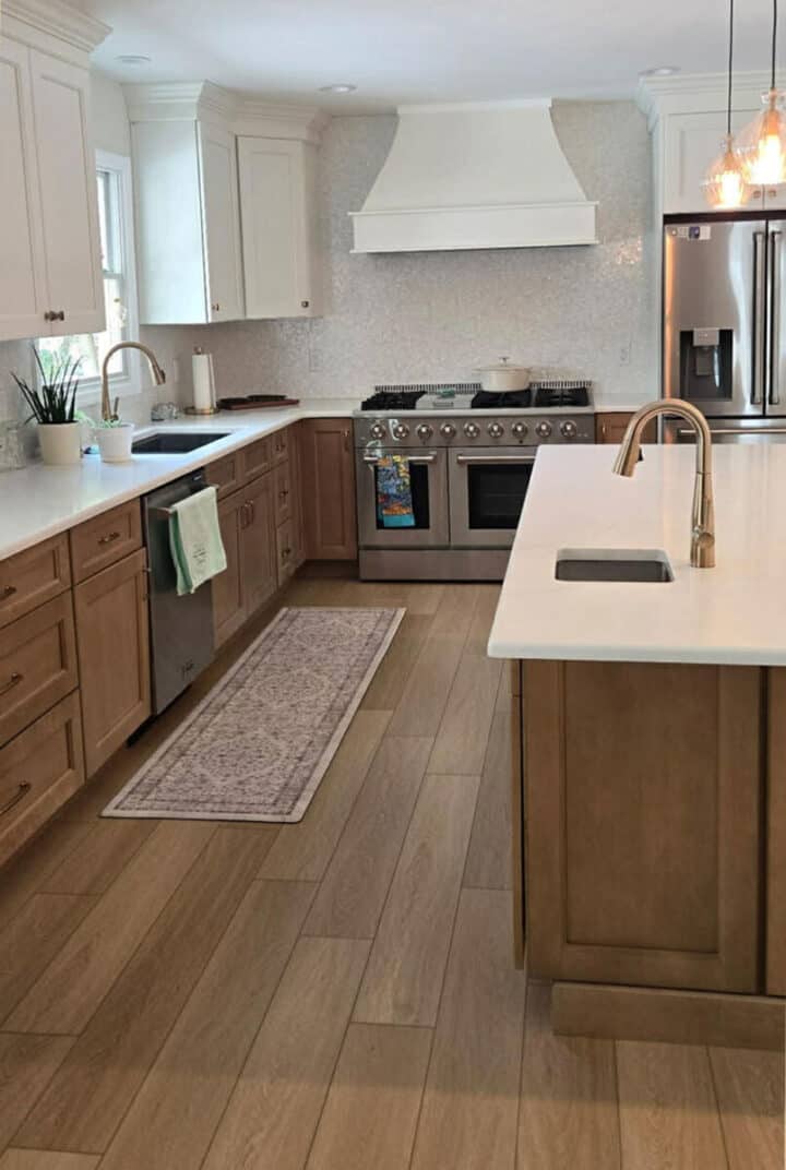 kitchen-with-whiter-upper-cabinets-and-wood-lower-cabinets
