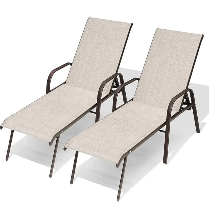 outdoor-lounge-chairs