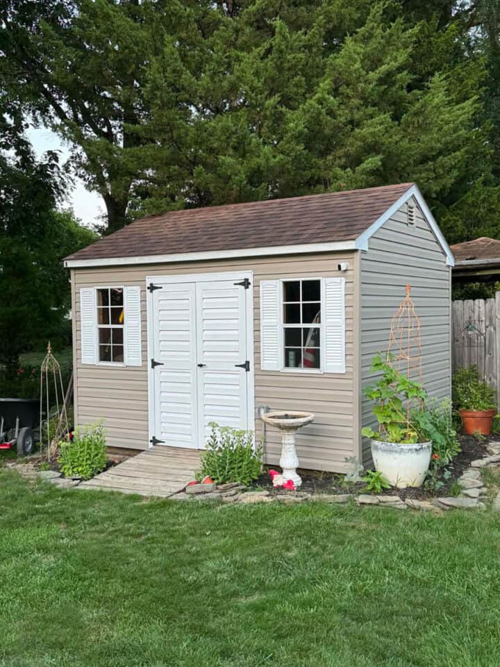painted-shed-after-720x960-1 painted-shed-after