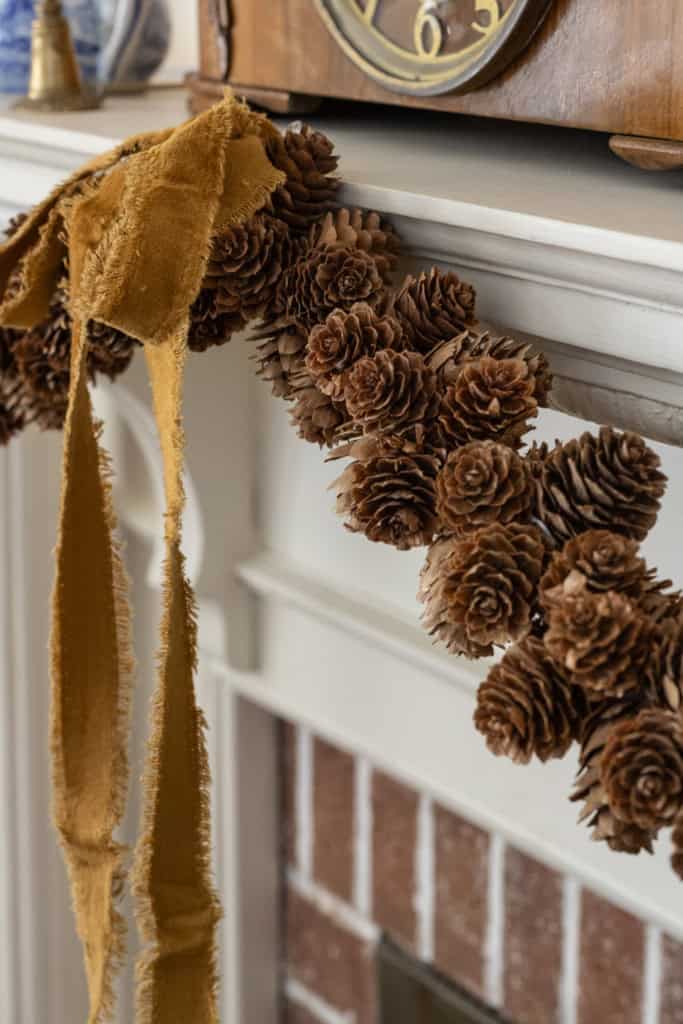 diy pinecone garland how to