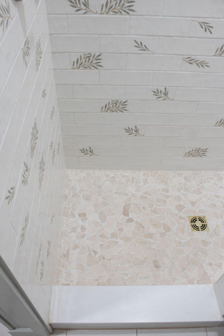 shower-wall-and-floor-tile-combo